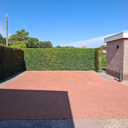 Vrijstaande 4-persoons Woning Met Privé Tuin En Terras In Сasa de vacaciones